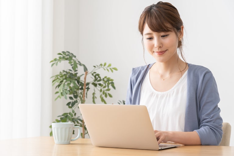 【在宅（自宅）で副業】自宅でオススメの副業とお得な情報！！